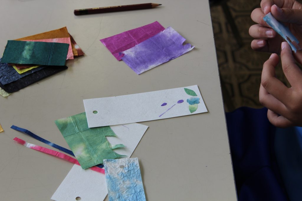 オリジナルの栞をつくりませんか?